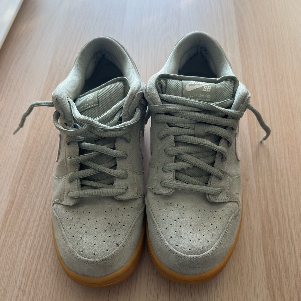 Nike SB Dunk Low
Island Green Gum